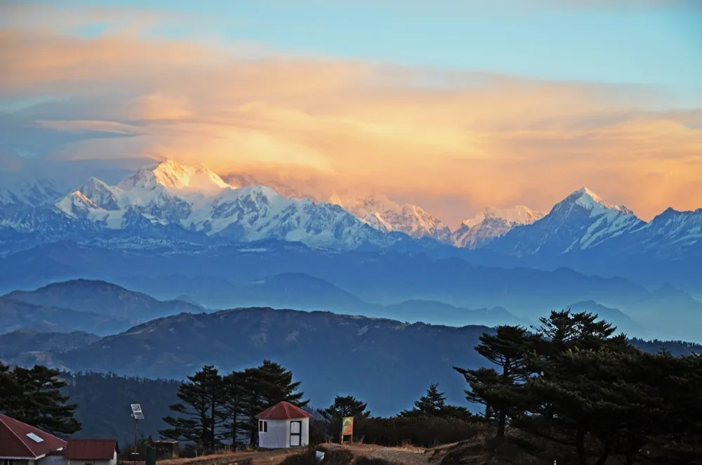Kanchenjunga at sunrise from Sandakphu, Singalila, West Bengal